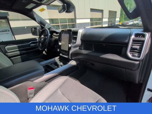 Used 2023 RAM 1500 Big Horn AWD/4WD image 30