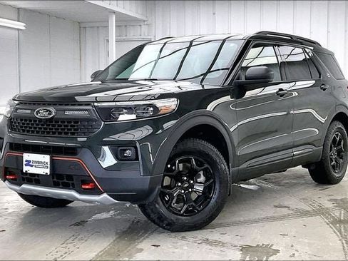 Used 2023 Ford Explorer Timberline image 2