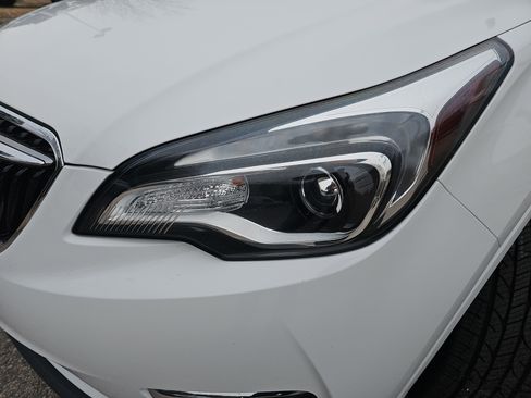 Used 2020 Buick Envision Essence image 30