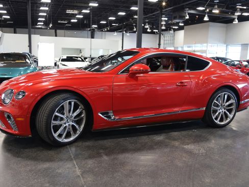 Used 2021 Bentley Continental GT AWD/4WD image 9