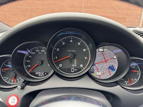 Used 2016 Porsche Cayenne w/ Premium Package Plus image 15