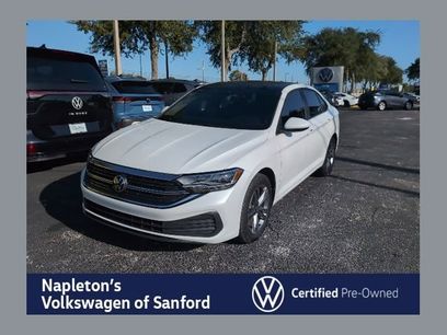 Used 2023 Volkswagen Jetta SE