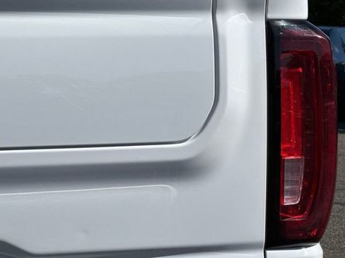 Used 2024 GMC Sierra 1500 SLT AWD/4WD image 50