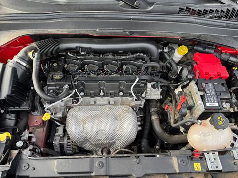 Used 2021 Jeep Renegade Sport image 27