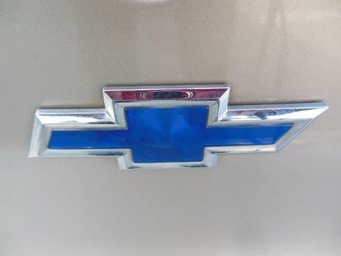 Used 2001 Chevrolet Cavalier Sedan FWD image 8