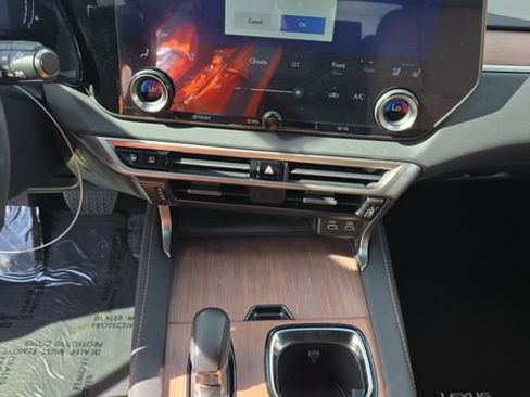 Used 2023 Lexus RX 350 Premium Plus w/ Cold Area Package FWD image 12