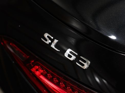 Used 2023 Mercedes-Benz SL 63 AMG 4MATIC image 19