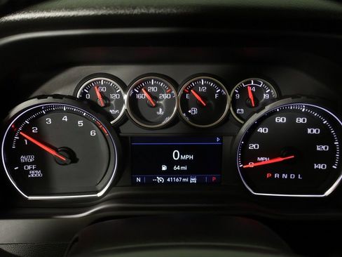 Used 2022 Chevrolet Silverado 1500 LT AWD/4WD image 39