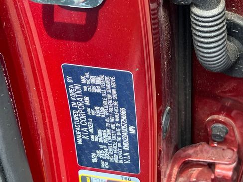 Used 2025 Kia Soul LX w/ LX Technology Package image 23