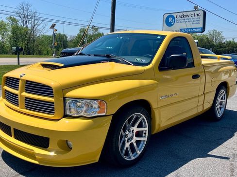 Used 2005 Dodge Ram 1500 Truck 2WD Regular Cab image 2