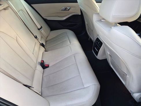 Used 2022 BMW 330i Sedan w/ Driving Assistance Package RWD image 21