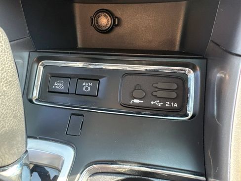 Used 2019 Subaru Ascent Limited AWD/4WD image 31