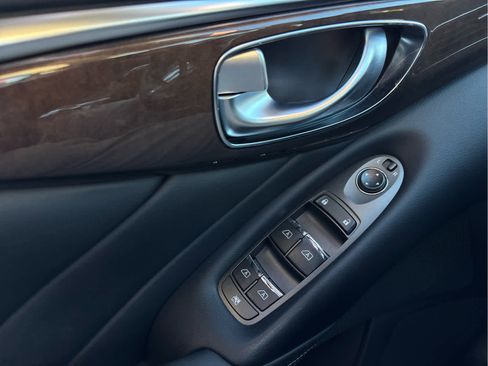 Used 2018 INFINITI Q50 Luxe w/ Essential Package (3.0T Luxe) AWD/4WD image 24