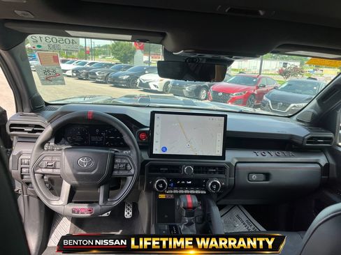 Used 2025 Toyota Tacoma TRD Pro AWD/4WD image 14