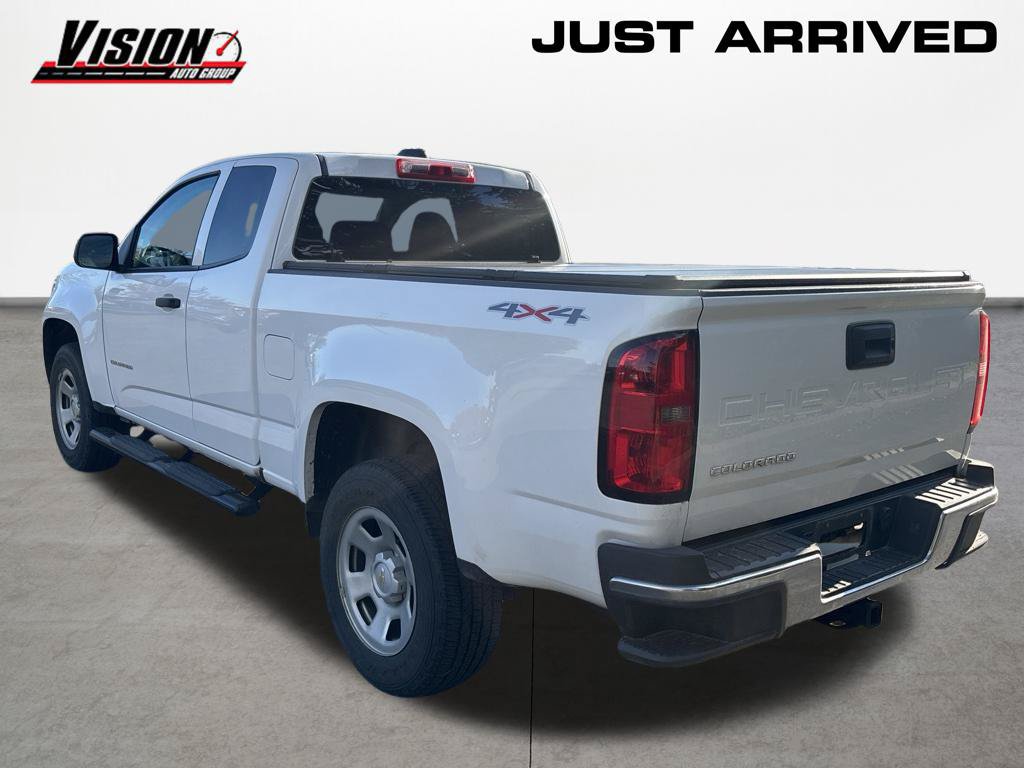 Used 2022 Chevrolet Colorado W/T w/ WT Convenience Package AWD/4WD image 3