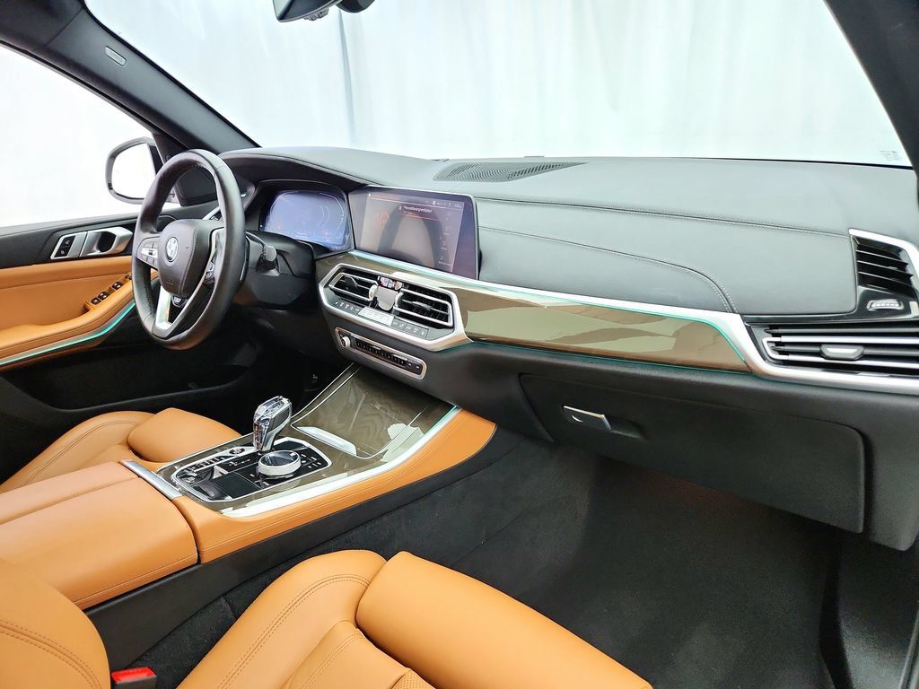 Used 2022 BMW X5 xDrive40i w/ Premium Package AWD/4WD image 30