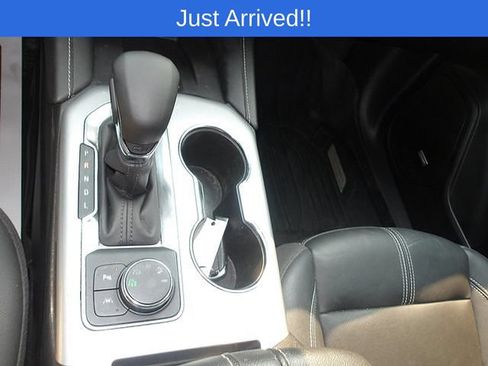 Used 2024 Chevrolet Blazer LT w/ Sound & Technology Package AWD/4WD image 21