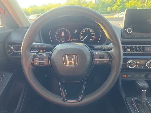 Used 2025 Honda Civic LX image 18