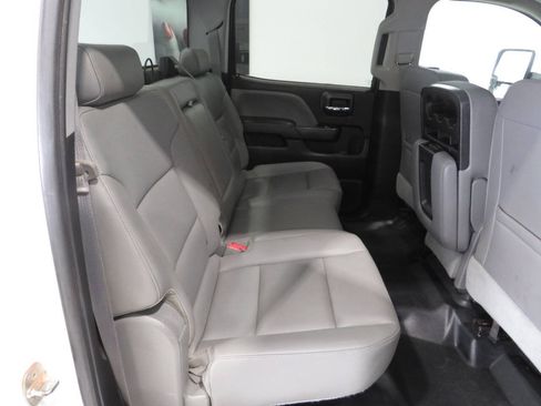 Used 2016 Chevrolet Silverado 3500 W/T w/ WT Convenience Package AWD/4WD image 11