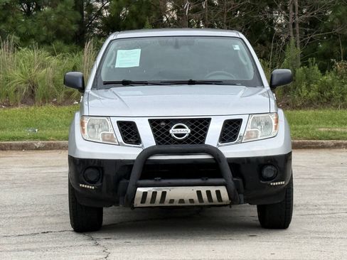 Used 2011 Nissan Frontier S RWD image 4