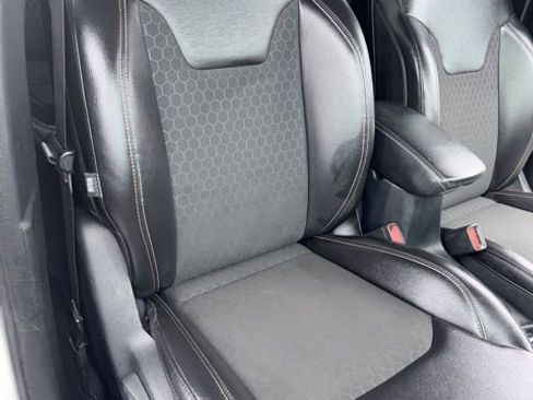 Used 2020 Jeep Compass Latitude image 25