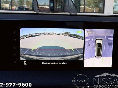 New 2025 Nissan Kicks SR image 22