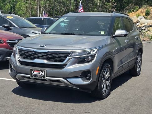 Used 2021 Kia Seltos EX AWD/4WD image 7