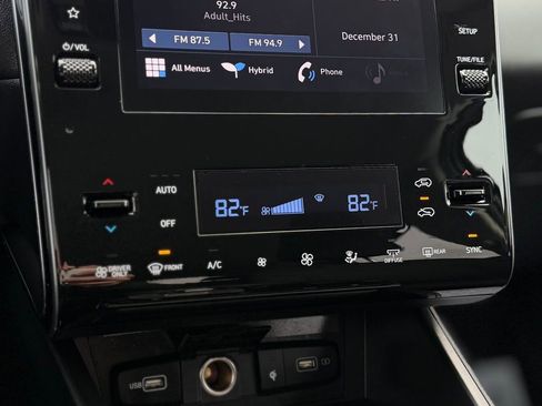 Used 2023 Hyundai Tucson Blue image 15