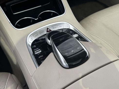 Used 2018 Mercedes-Benz S 560 4MATIC Sedan image 26