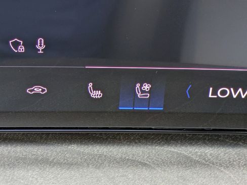 Used 2025 Audi Q5 Prestige image 30