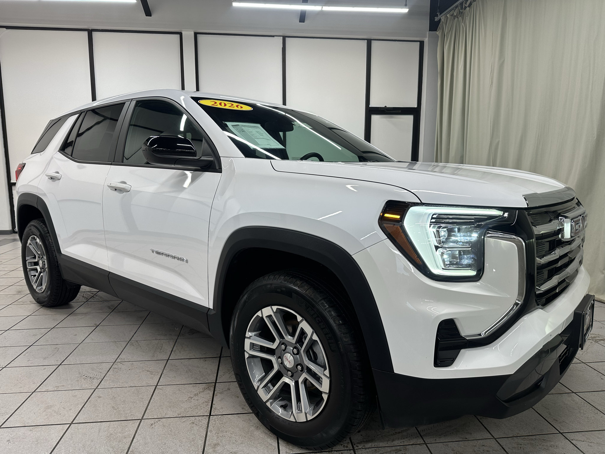 Used 2026 GMC Terrain Elevation AWD/4WD image 2