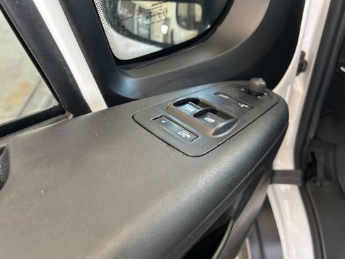 Used 2023 RAM ProMaster 2500 w/ Convenience Group image 30