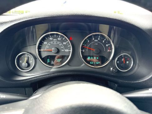 Used 2017 Jeep Wrangler Unlimited Sport w/ Quick Order Package 24S AWD/4WD image 11