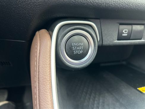 Certified 2024 Toyota Grand Highlander Platinum image 24