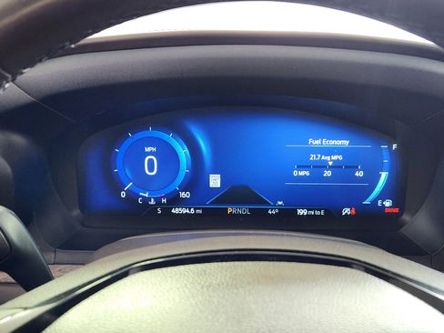 Certified 2022 Ford Explorer Platinum w/ Equipment Group 601A image 20