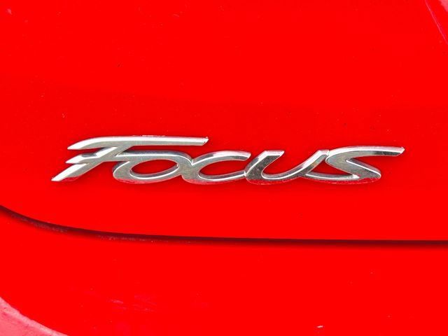 Used 2015 Ford Focus SE FWD image 30