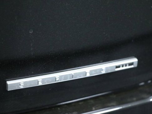 New 2024 Jeep Wagoneer L Series III w/ Premium Group I image 6