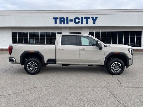 New 2026 GMC Sierra 2500 SLE w/ SLE Convenience Package image 6