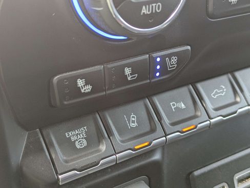 Used 2023 Chevrolet Silverado 3500 High Country AWD/4WD image 26