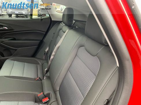 New 2026 Chevrolet Trax LT w/ Driver Confidence Package FWD image 17