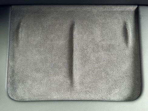 Used 2022 Tesla Model Y Performance image 33