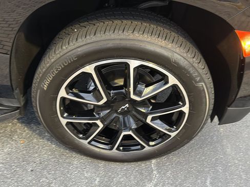 Used 2023 Chevrolet Tahoe RST w/ Luxury Package image 39