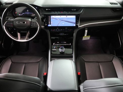 New 2026 Jeep Grand Cherokee Limited AWD/4WD image 14