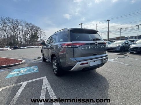 Certified 2023 Nissan Pathfinder SL AWD/4WD image 12