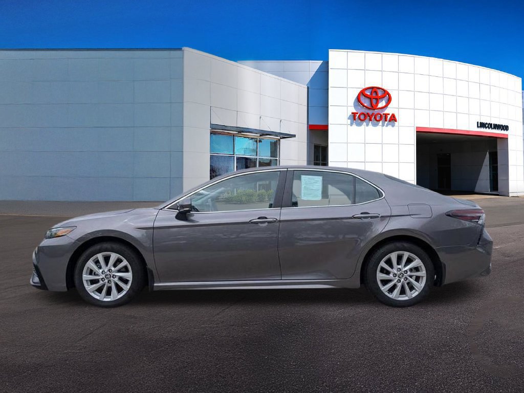 Used 2024 Toyota Camry SE FWD image 12