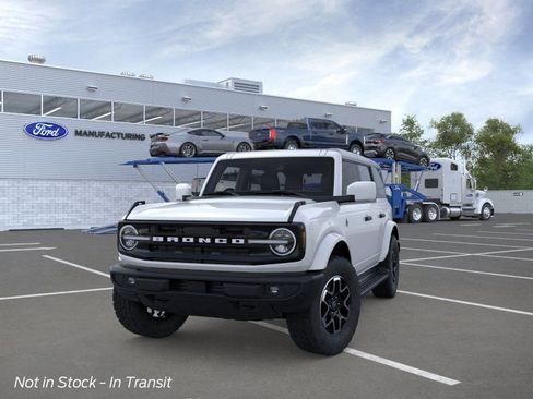 New 2026 Ford Bronco Outer Banks AWD/4WD image 34