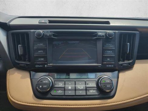 Used 2016 Toyota RAV4 XLE FWD image 19