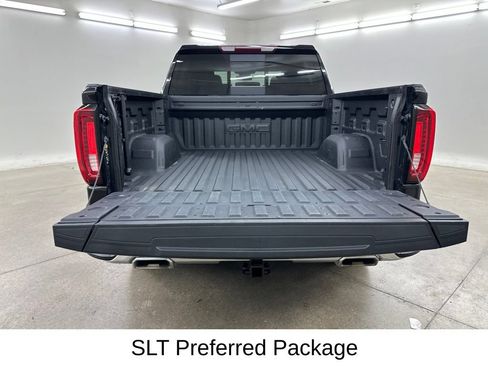 Used 2024 GMC Sierra 1500 SLT w/ SLT Premium Plus Package AWD/4WD image 19