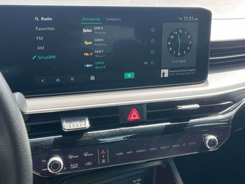 Used 2025 Kia K5 LXS image 19