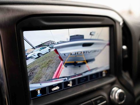 Used 2022 GMC Sierra 2500 AT4 w/ Gooseneck/5TH Wheel Package image 12